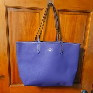 Coach Reversible City Tote with zipper pouch